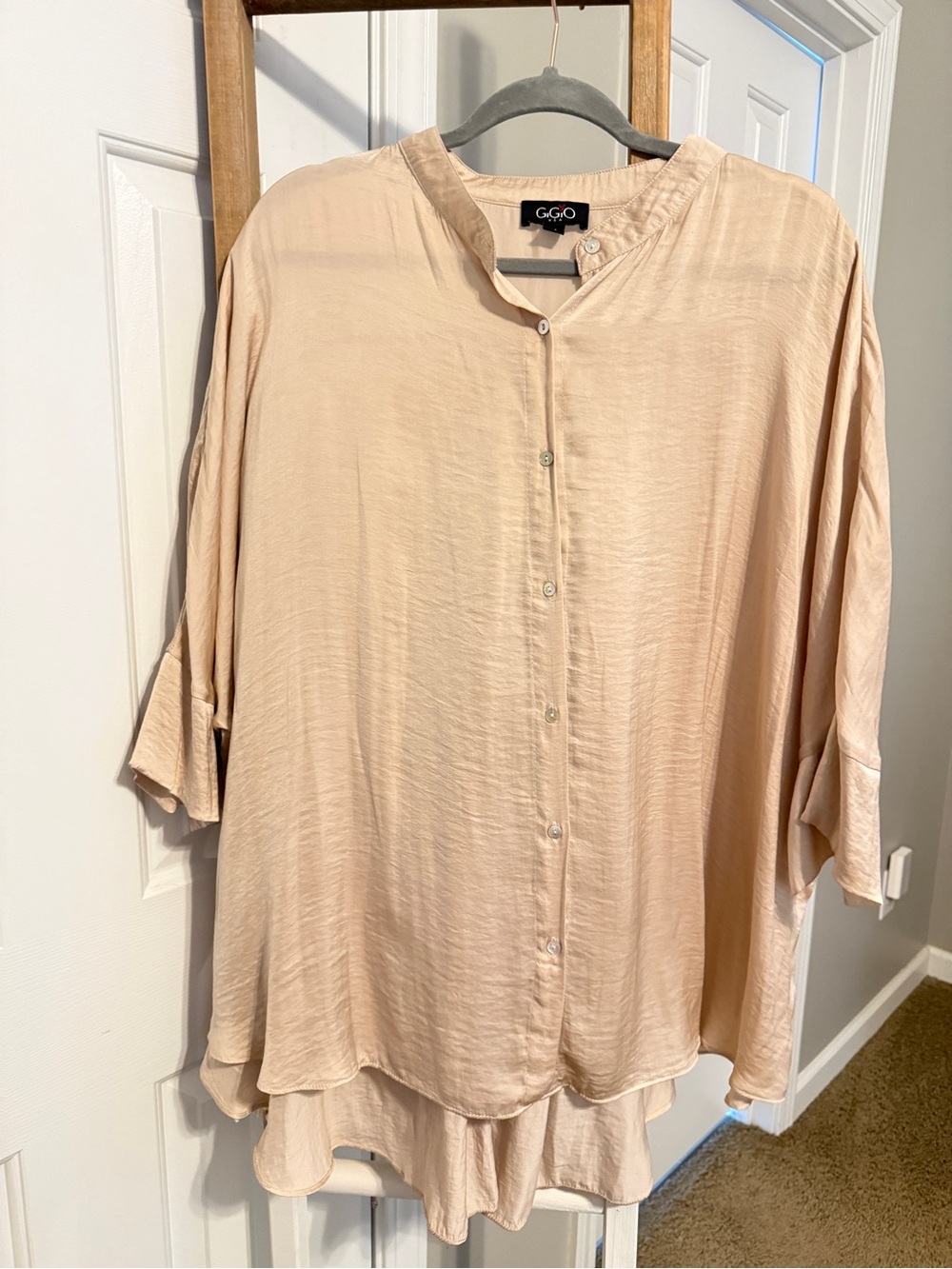GiGiO Women's Lightweight Button-Front Blouse - Champagne